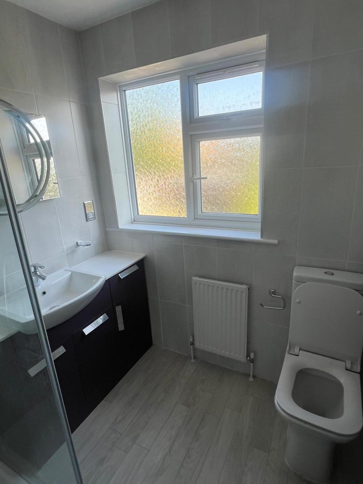 Good Priced Single Rooms In Northolt 외부 사진